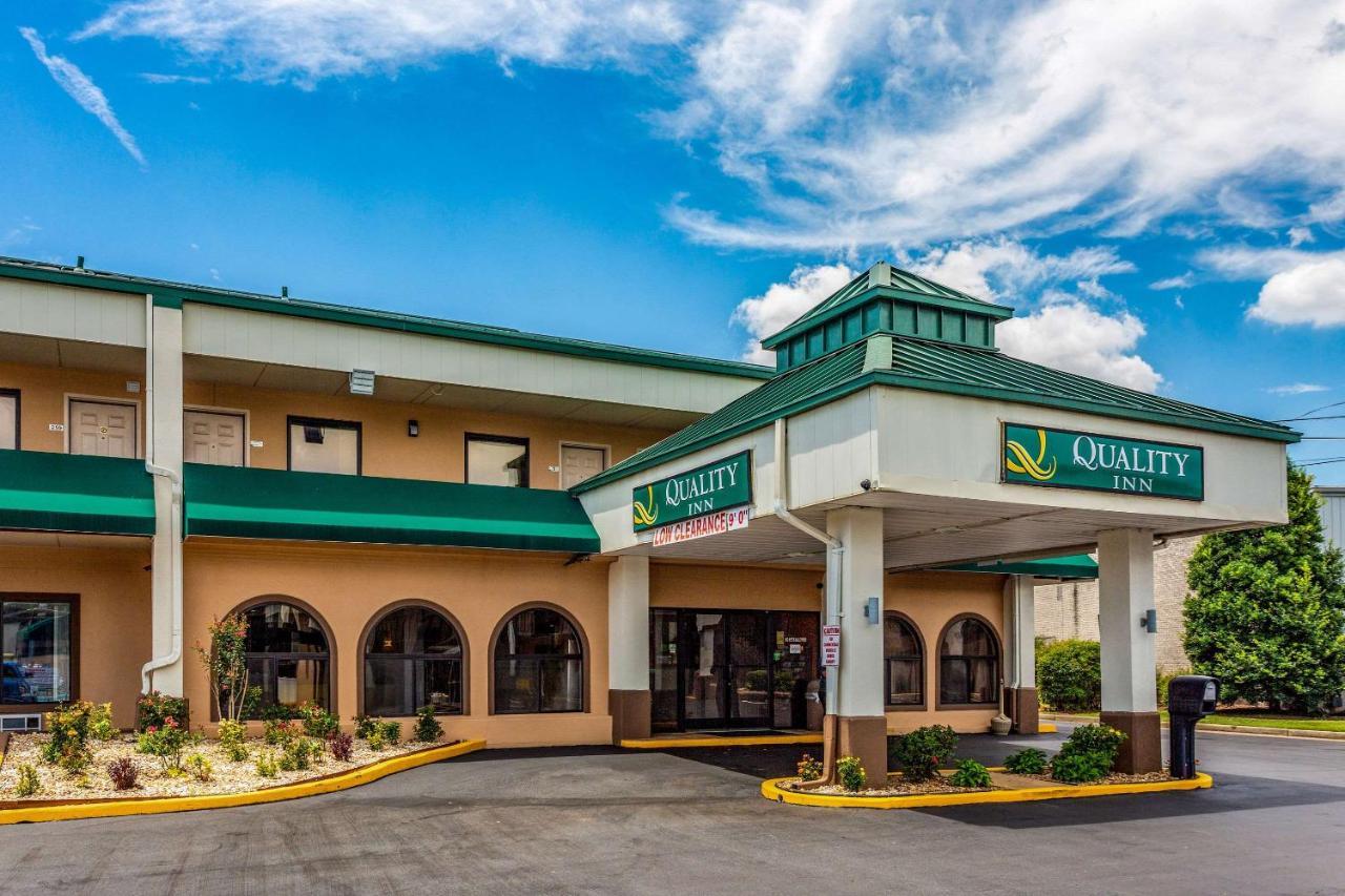 Quality Inn Μπόουλινγκ Γκριν Εξωτερικό φωτογραφία