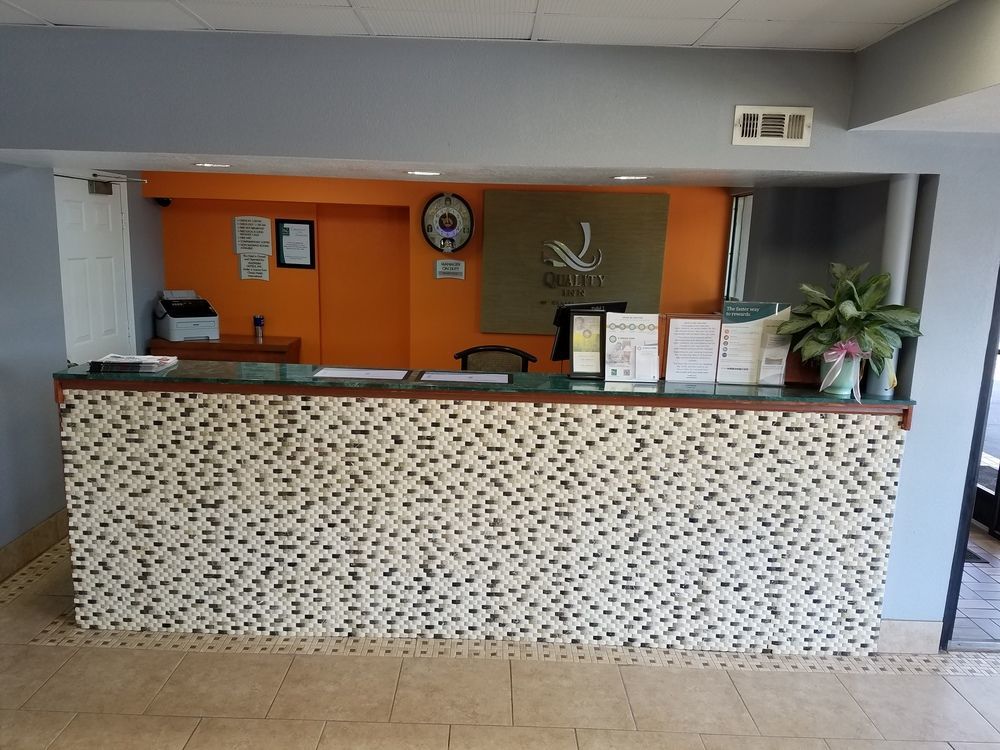 Quality Inn Μπόουλινγκ Γκριν Εξωτερικό φωτογραφία