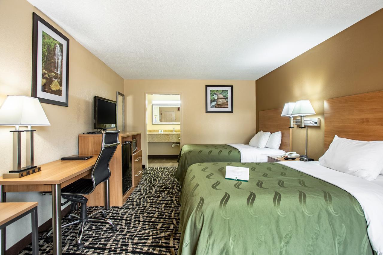 Quality Inn Μπόουλινγκ Γκριν Εξωτερικό φωτογραφία