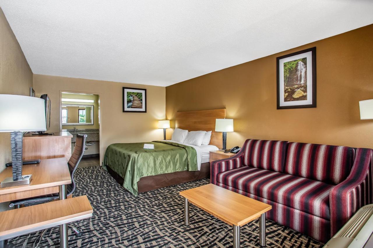 Quality Inn Μπόουλινγκ Γκριν Εξωτερικό φωτογραφία