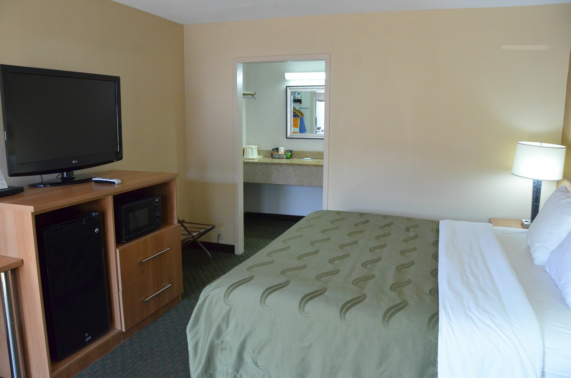 Quality Inn Μπόουλινγκ Γκριν Εξωτερικό φωτογραφία